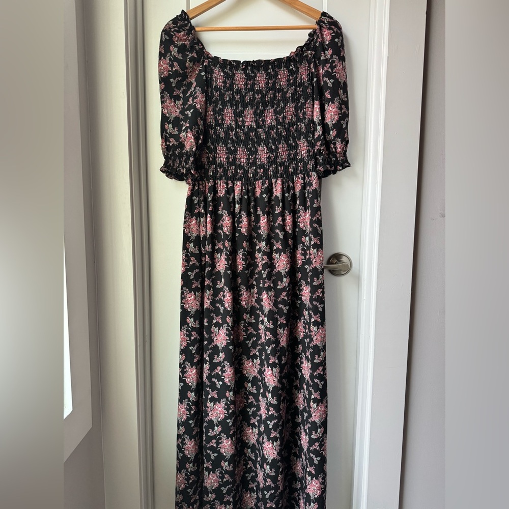 Max Studio Floral Maxi Dress Off the Shoulder. Puff sleeve